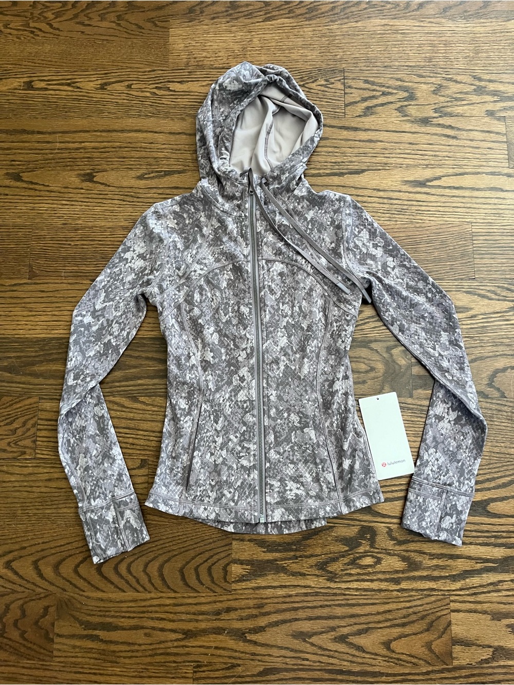 Lululemon Define Jacket: Brand new!Hooded Full-Zip Jacket — Gray Snake Print